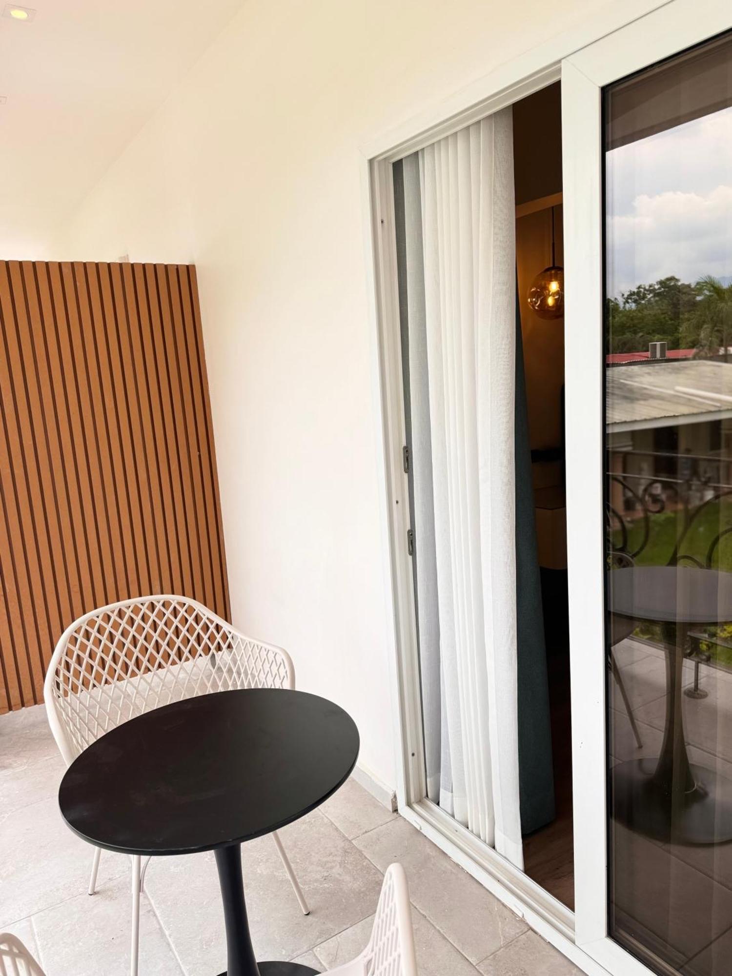 Hotel Boutique Las Mesetas Сан Педро Сула Екстериор снимка
